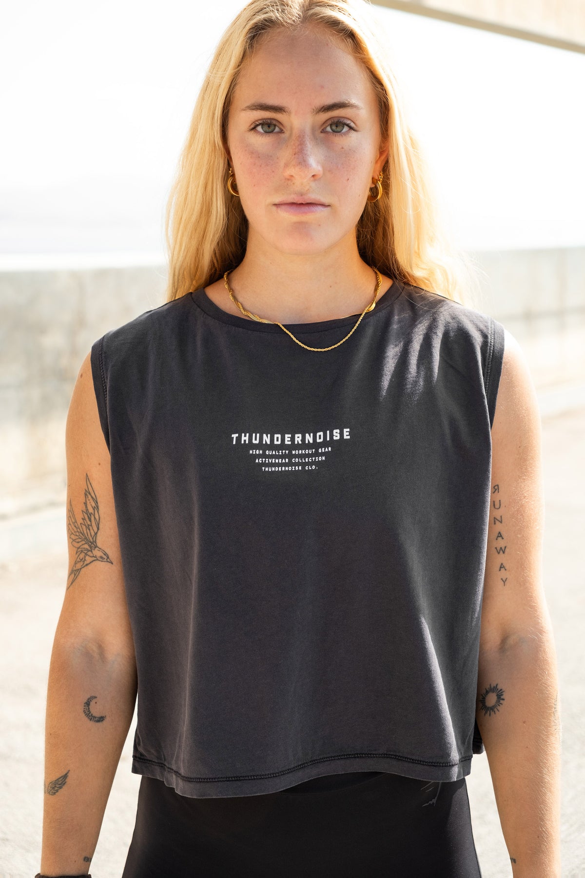Lift Heavy Run Fast - Cropped Tank Top — View 7