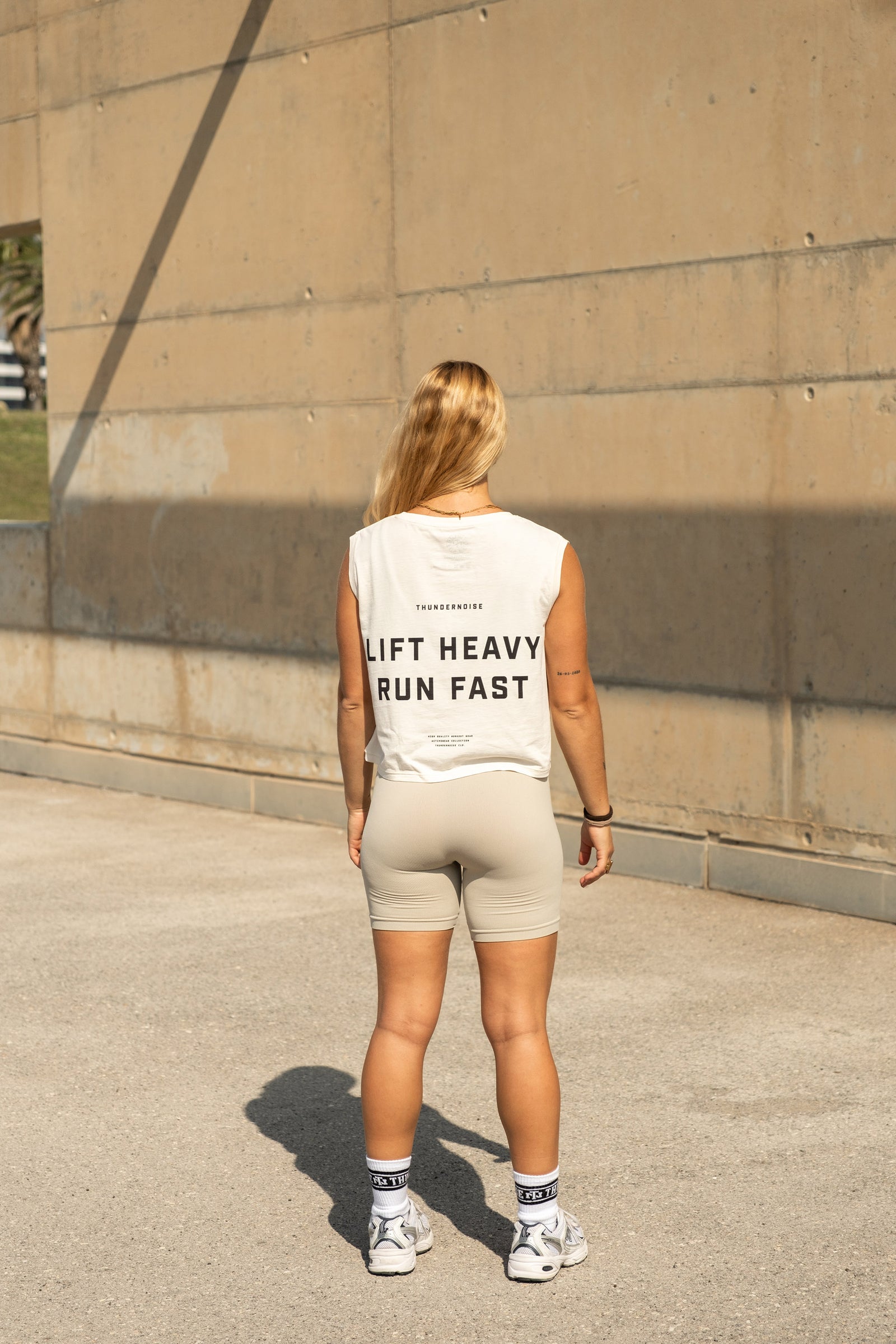 Lift Heavy Run Fast - Cropped Tank Top — View 6