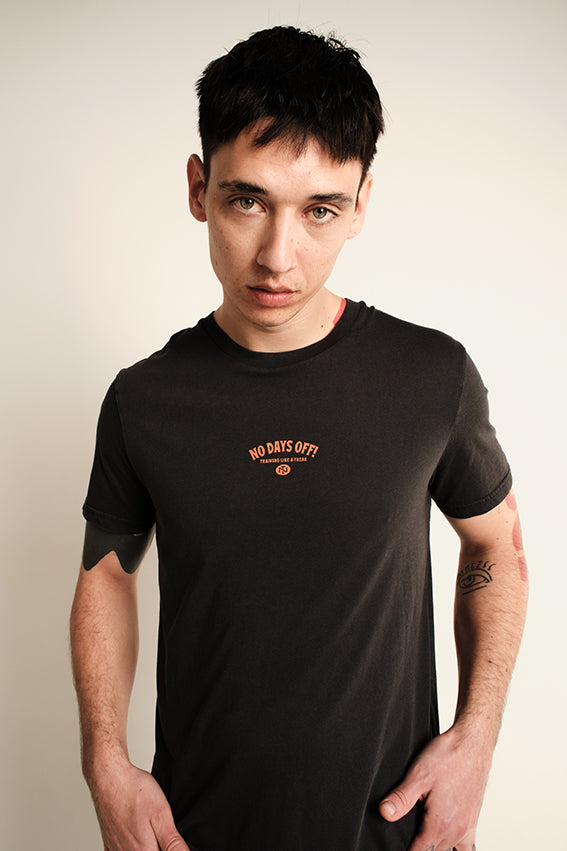 No Days Off - T-Shirt - Washed Black — View 2
