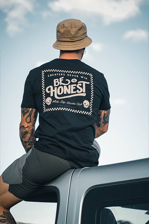 Cheaters Never Win, Be Honest T-shirt - Black — View 2