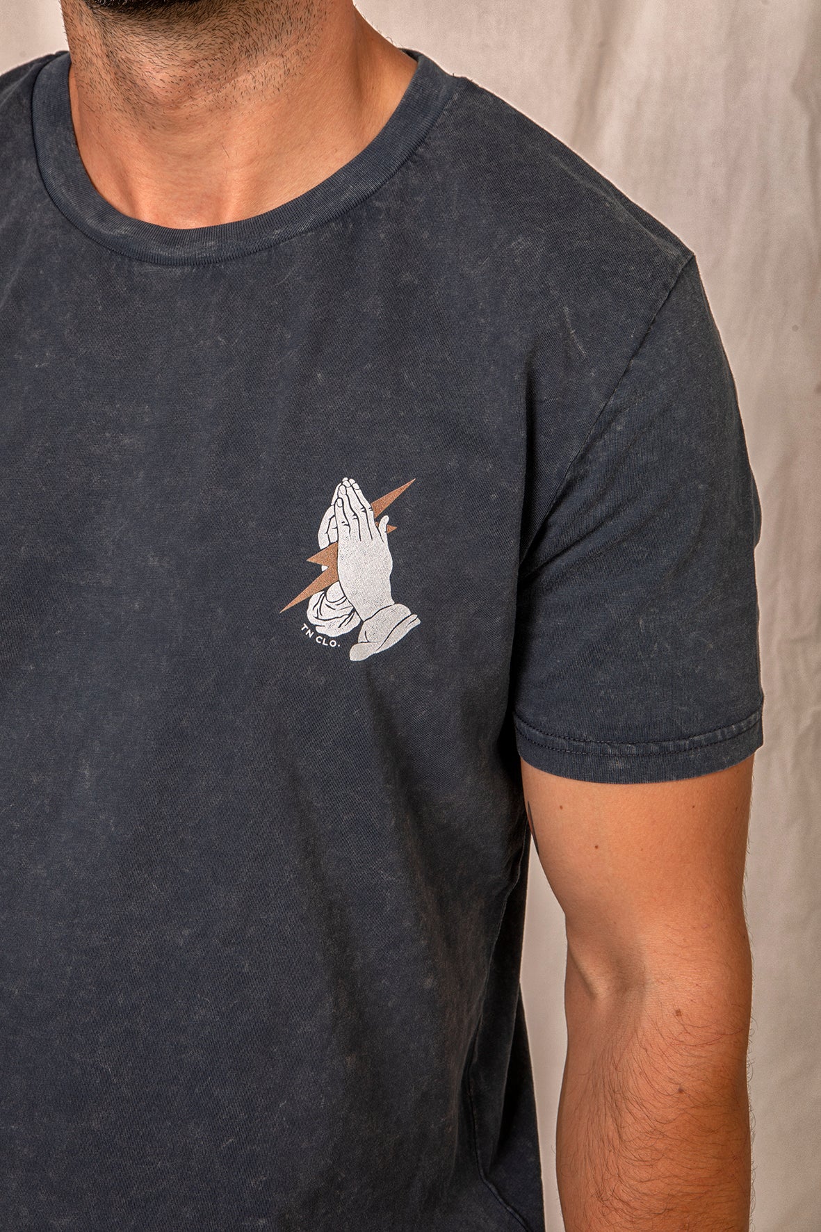 Only Wod Can Judge Me - T-Shirt - Washed Dark Grey — View 2