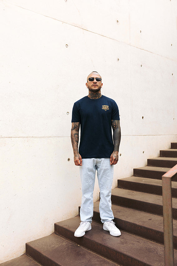Easy Day T-shirt - Navy — View 5
