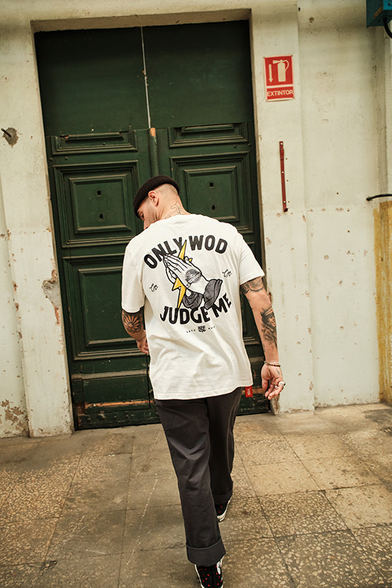 Only Wod Can Judge Me - T-Shirt — View 2
