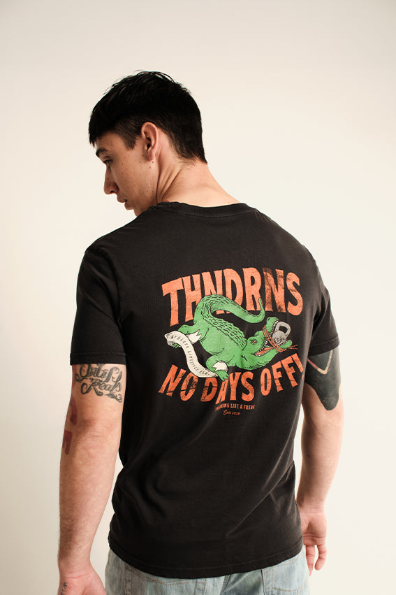 No Days Off - T-Shirt - Washed Black — View 4
