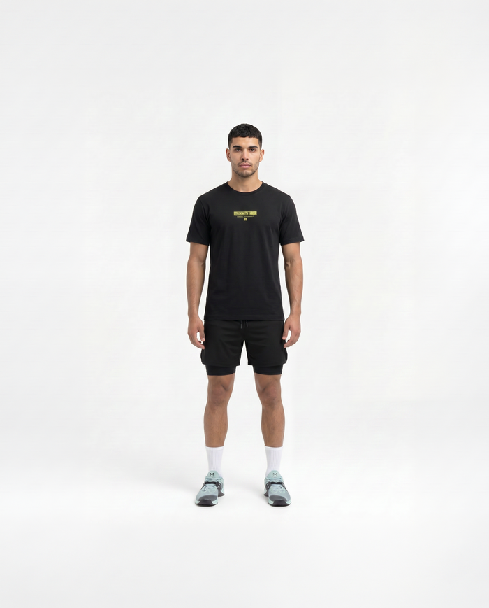 Train With Honor T-Shirt Black - Model Front