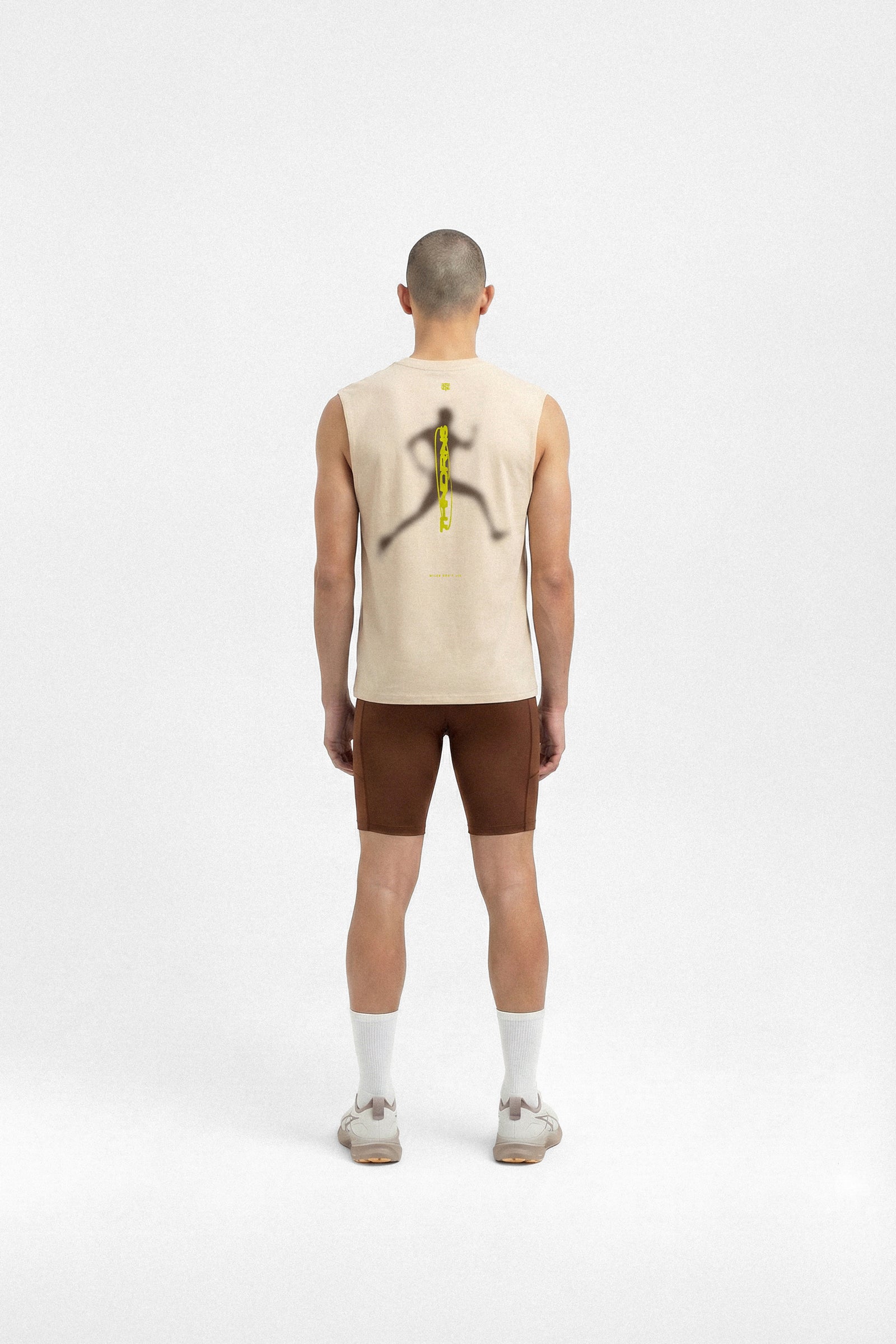 Vapor Pace Runner Tank Top - Light Sand — View 4
