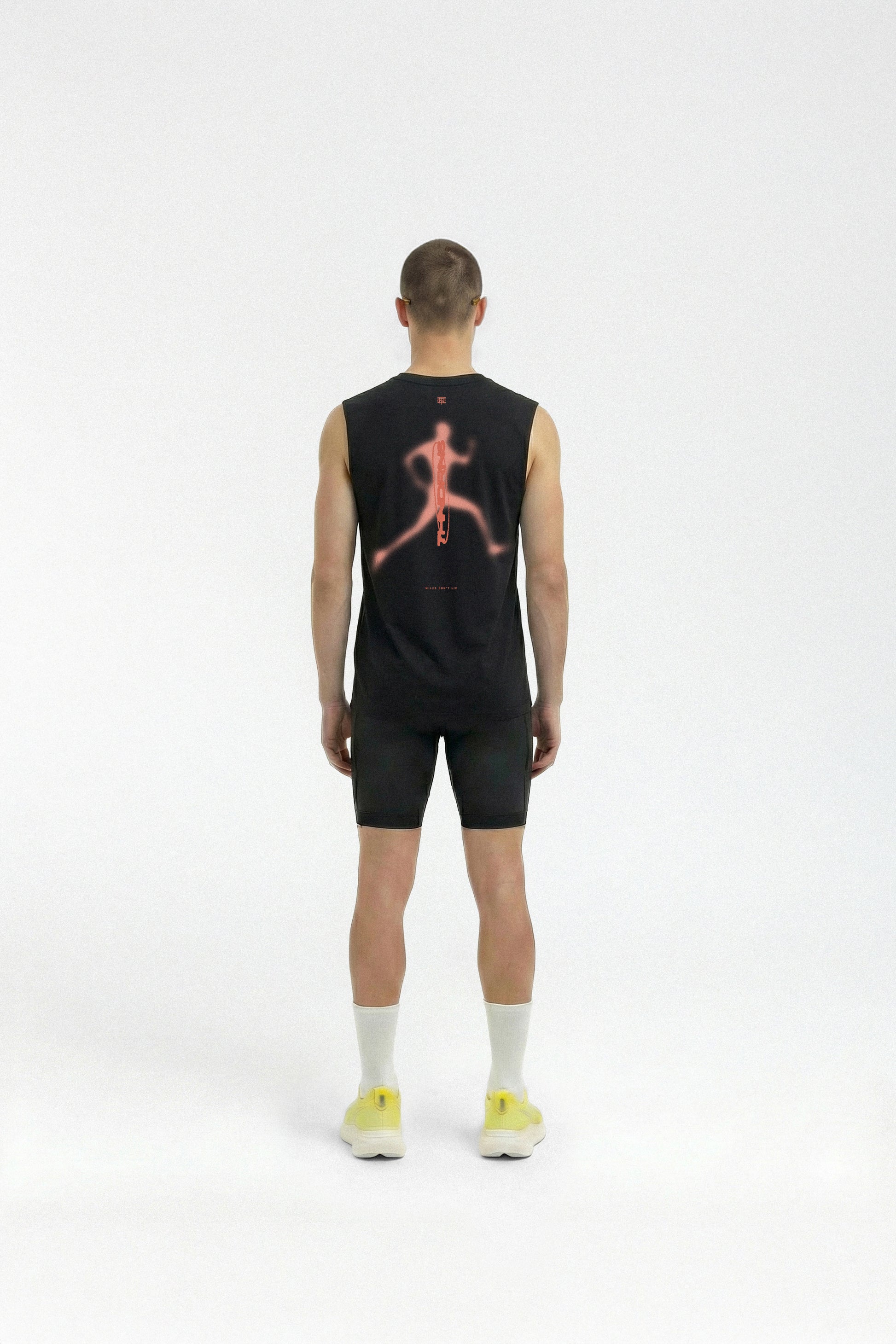 Vapor Pace Runner Tank Top - Black