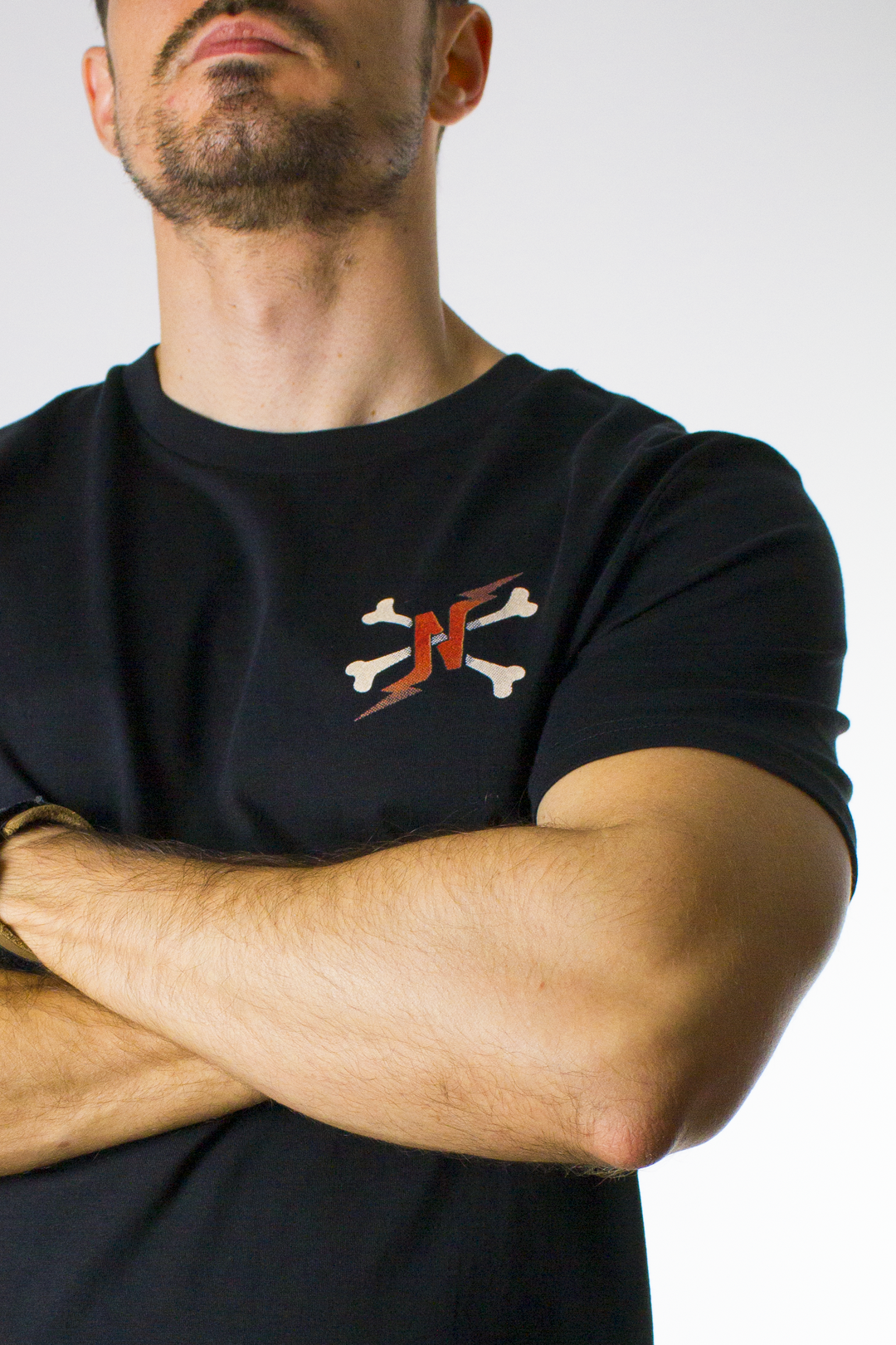 Love Hurts - T-Shirt - Black — View 4
